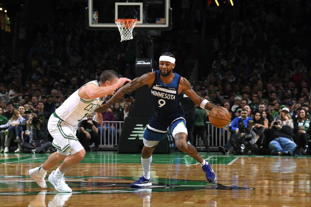 常依赖中场 常依赖中场