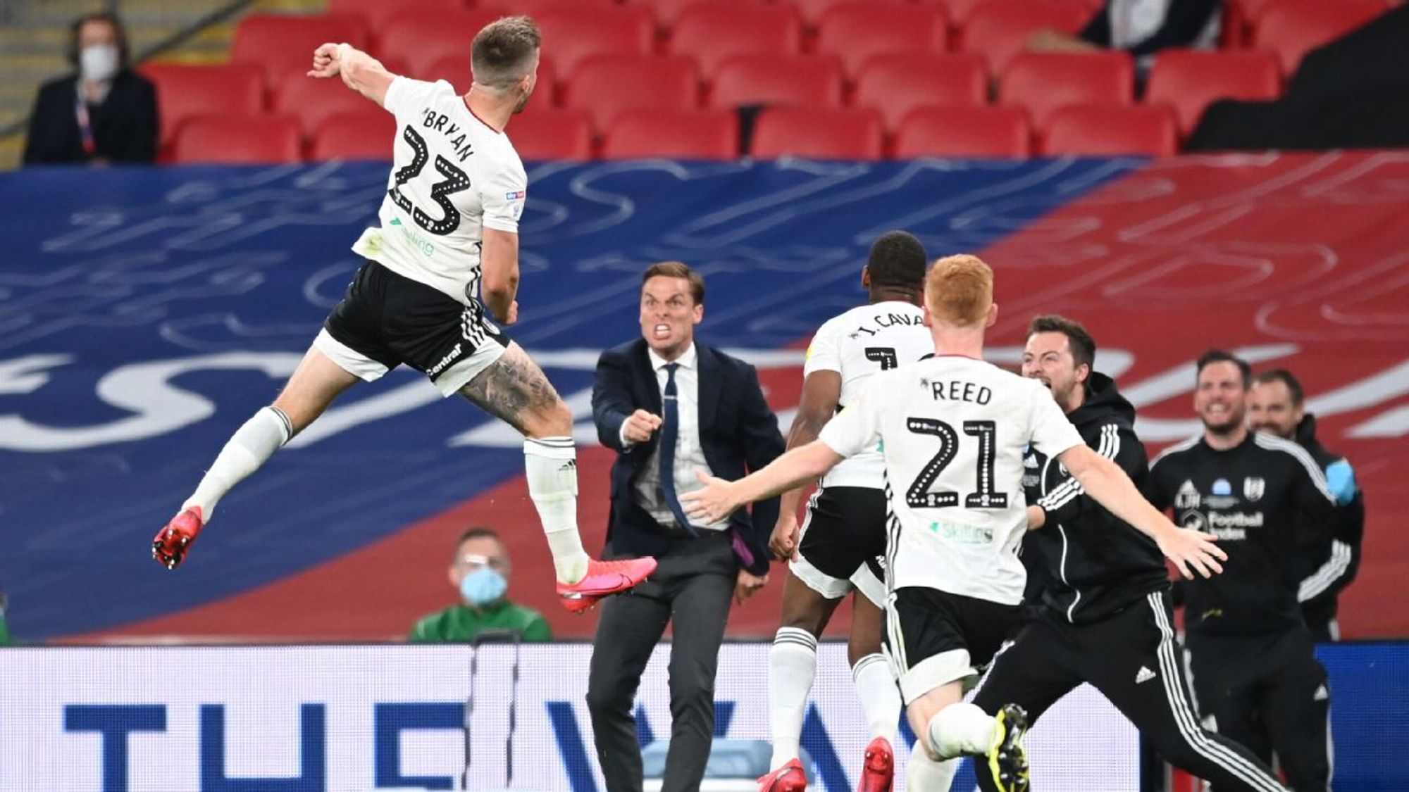 正是他为何 正是他为何