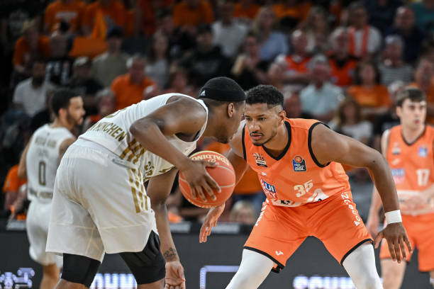 受到这位年 受到这位年