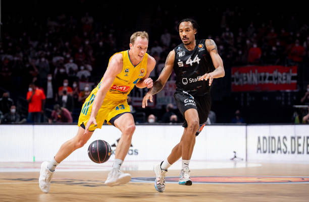 的挑战与机 的挑战与机