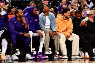 主教练在半 主教练在半